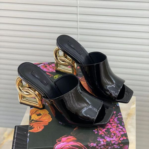 explosive women's down-padded mules with 3.5 heel sandals brand iconic black antique golden hardware imported cowhide quality
explosive women's down-padded mules with 3.5 heel sandals brand iconic black antique golden hardware imported cowhide quality