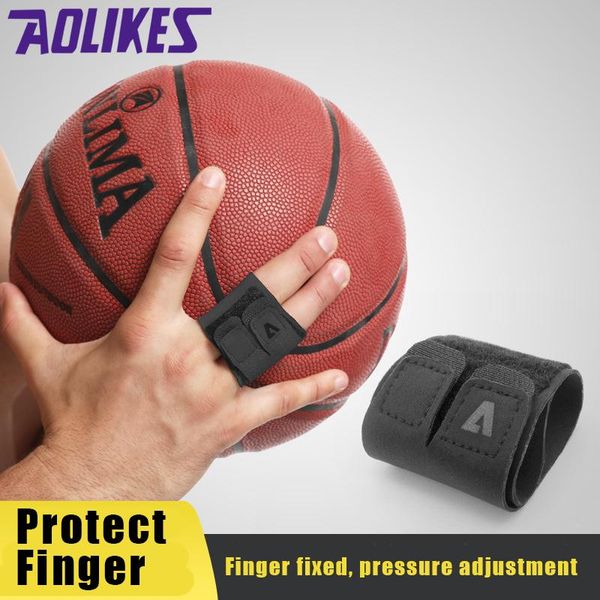 wrist support 1pcs adjustable sports volleyball basketball finger protector guard bandage pain relief sport protective gear, Black;red
wrist support 1pcs adjustable sports volleyball basketball finger protector guard bandage pain relief sport protective gear, Black;red