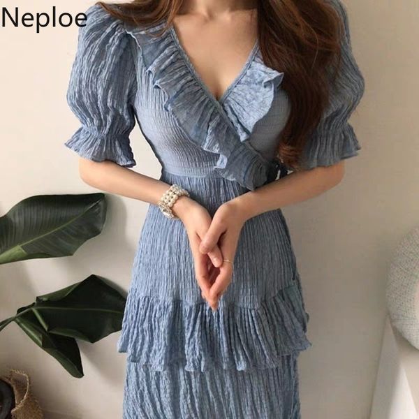 neploe women dress korean vintage chic ruffled robe patchwork v neck pleated vestidos lace-up slim puff sleeve elegant dresses 210422, Black;gray
neploe women dress korean vintage chic ruffled robe patchwork v neck pleated vestidos lace-up slim puff sleeve elegant dresses 210422, Black;gray