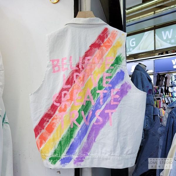 women's vests women denim vest jacket 2021 spring autumn fashion back letters painted graffiti printing casual sleeveless coat, Black;white
women's vests women denim vest jacket 2021 spring autumn fashion back letters painted graffiti printing casual sleeveless coat, Black;white