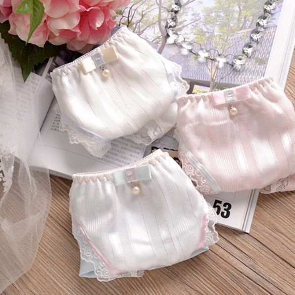 princess fan sweet pearl mercerized milk fairy girl underpants low waist lady briefs, Red;black
princess fan sweet pearl mercerized milk fairy girl underpants low waist lady briefs, Red;black