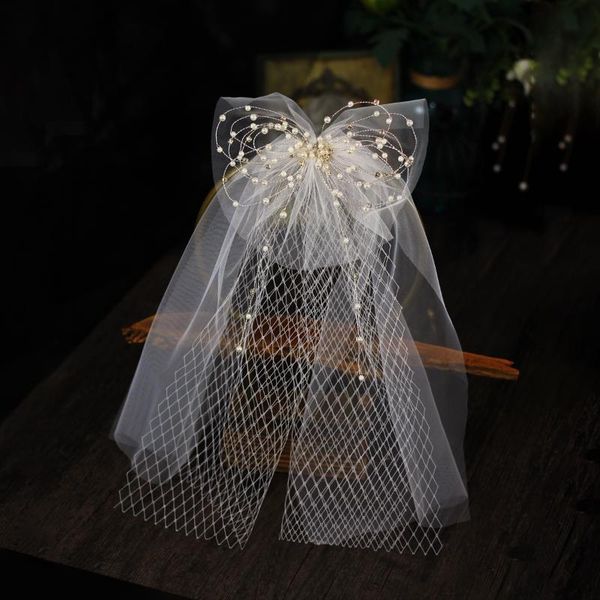 bridal veils simple blusher short veil mesh beading bow headdress for wedding party travel po daily life v663, Black
bridal veils simple blusher short veil mesh beading bow headdress for wedding party travel po daily life v663, Black