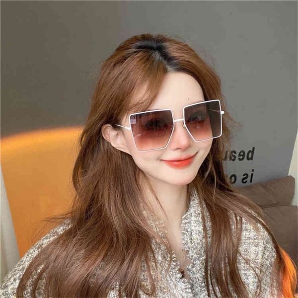 70% off clearance online family's new big sunglasses star's same personalized face covering sunglasses cd0122, White;black
70% off clearance online family's new big sunglasses star's same personalized face covering sunglasses cd0122, White;black