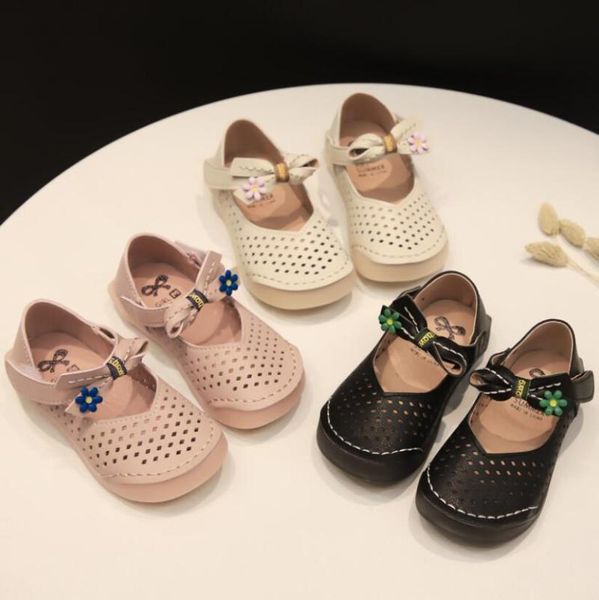 spring and summer children's casual shoes girls sandals hollow bow tie princess dance performance, Black;red
spring and summer children's casual shoes girls sandals hollow bow tie princess dance performance, Black;red