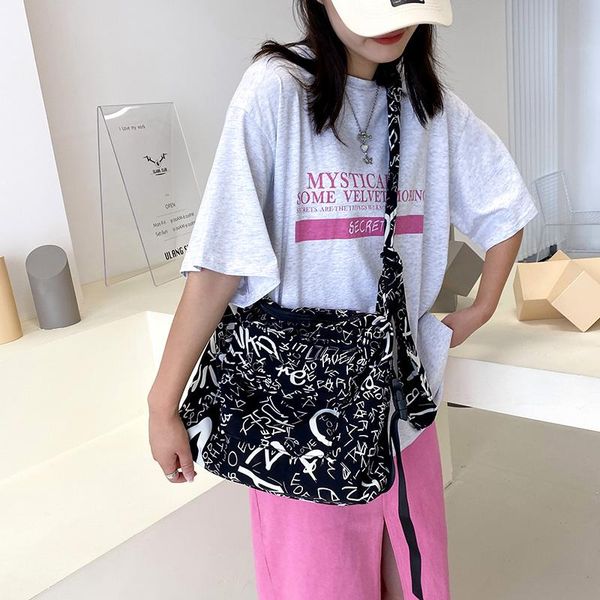 evening bags women's fashion geometric trend underarm shoulder bag zipper large capacity messenger cute japanese and korean female
evening bags women's fashion geometric trend underarm shoulder bag zipper large capacity messenger cute japanese and korean female