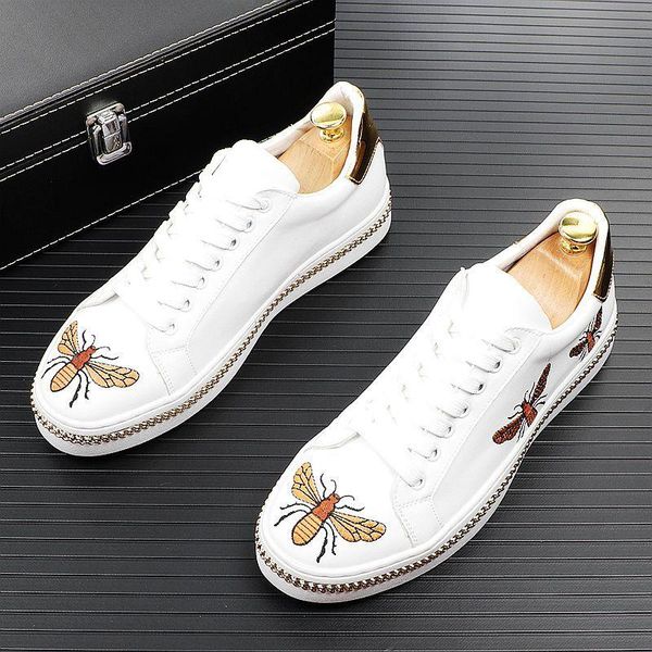 fashion designer men's soft leather comfortable casual flats platform embroidery high-quality male dress prom board shoes, Black
fashion designer men's soft leather comfortable casual flats platform embroidery high-quality male dress prom board shoes, Black
