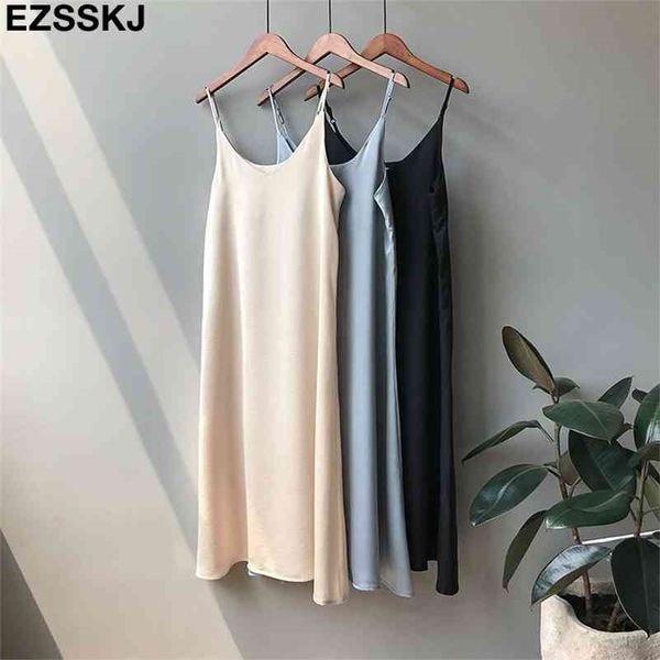 spring summer woman tank dress casual satin camisole elastic female home beach dresses v-neck camis dress 210323, Black;gray
spring summer woman tank dress casual satin camisole elastic female home beach dresses v-neck camis dress 210323, Black;gray