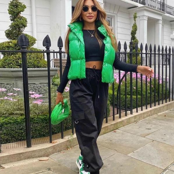 women's vests 2021 buttons jackets winter warm fashion sleeveless coats casual short jacket streetwear cardigans for women, Black;white
women's vests 2021 buttons jackets winter warm fashion sleeveless coats casual short jacket streetwear cardigans for women, Black;white