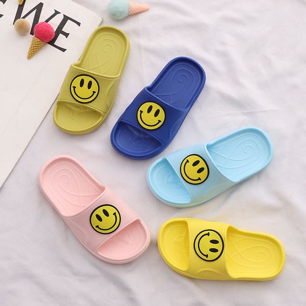 walker baby shoes cute children's slippers smiling face cartoon parent child antiskid bath leisure wear a family of three beach
walker baby shoes cute children's slippers smiling face cartoon parent child antiskid bath leisure wear a family of three beach