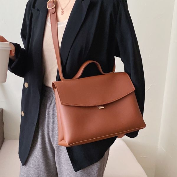 shoulder bags for women 2021 female luxury brand crossbody handbags designer pu leather retro ladies square flap purses bolsos
shoulder bags for women 2021 female luxury brand crossbody handbags designer pu leather retro ladies square flap purses bolsos