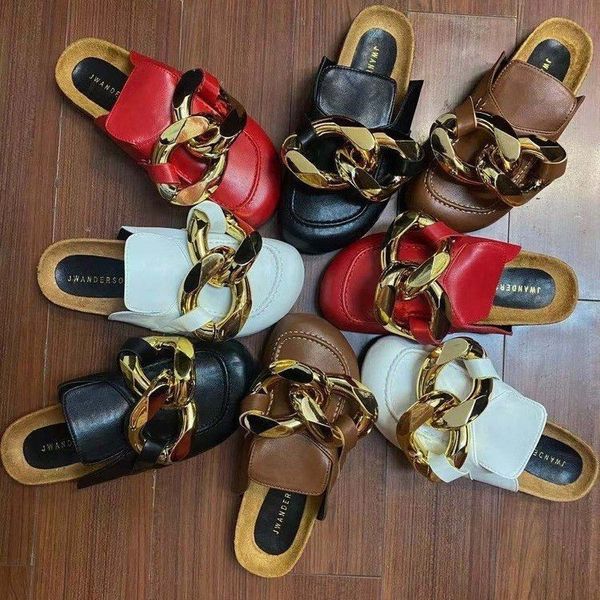 luxury slippers jw large metal chain semi baotou slipper's 2021 fashion british style thick bottom round head tradeable, Black
luxury slippers jw large metal chain semi baotou slipper's 2021 fashion british style thick bottom round head tradeable, Black