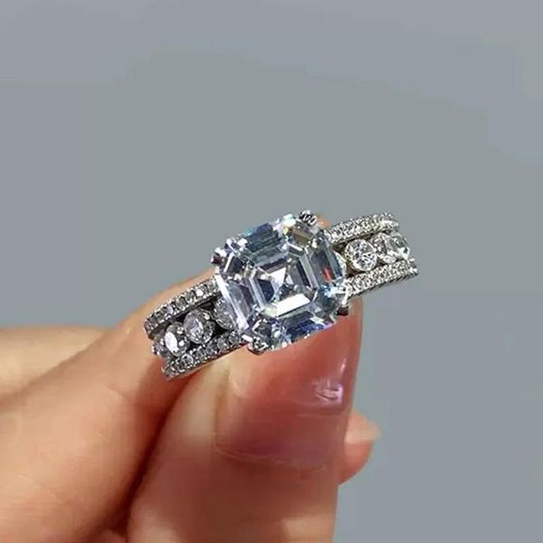 wedding rings huitan trendy marriage for women bling white cubic zirconia temperament female accessories bands jewelry, Slivery;golden
wedding rings huitan trendy marriage for women bling white cubic zirconia temperament female accessories bands jewelry, Slivery;golden