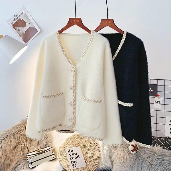 chic sweet faux fleece jacket women korean v-neck long sleeve cardigan coat elegant vintage pearl button outerwear 2021 women's jackets, Black;brown
chic sweet faux fleece jacket women korean v-neck long sleeve cardigan coat elegant vintage pearl button outerwear 2021 women's jackets, Black;brown