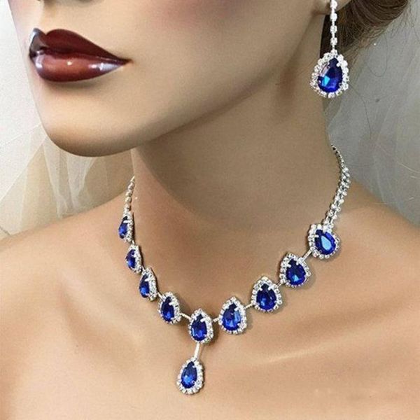pendant necklaces pitutu arrival chain on the neck temperament drop-shaped inlaid blue zircon ladies necklace factory direct sales, Silver
pendant necklaces pitutu arrival chain on the neck temperament drop-shaped inlaid blue zircon ladies necklace factory direct sales, Silver
