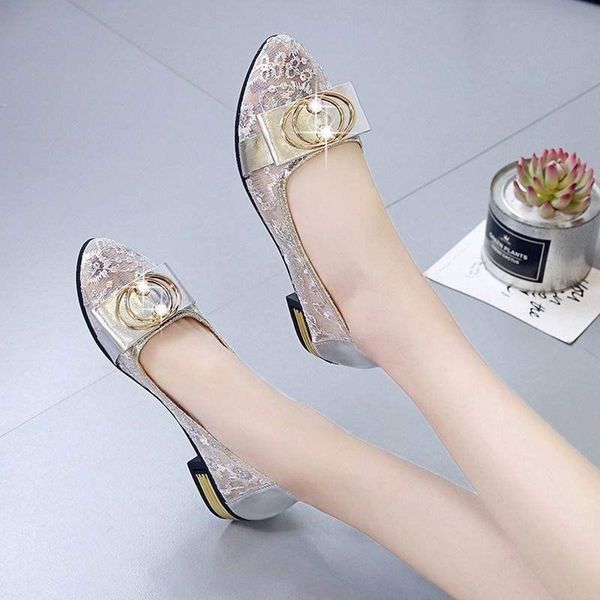 dress shoes sandals women's korean version of versatile mesh hollow pointed single children's flat bottom mother's, Black
dress shoes sandals women's korean version of versatile mesh hollow pointed single children's flat bottom mother's, Black