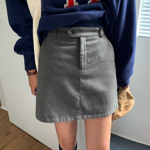 skirts basic high waist thin woolen a-line women winter korean version of all-match mini skirt goty, Black
skirts basic high waist thin woolen a-line women winter korean version of all-match mini skirt goty, Black