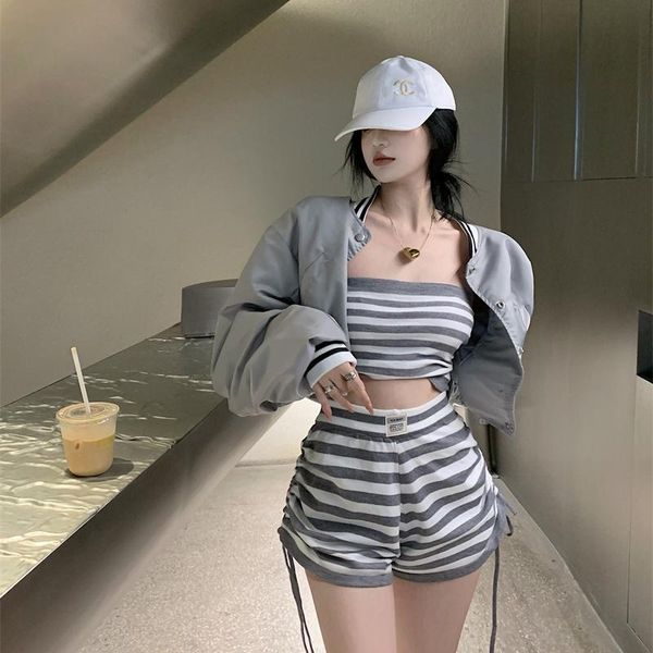 women's tracksuits striped early autumn women's clothing short paragraph wrapped chest high waist drawstring pleated wide-leg short, Gray
women's tracksuits striped early autumn women's clothing short paragraph wrapped chest high waist drawstring pleated wide-leg short, Gray