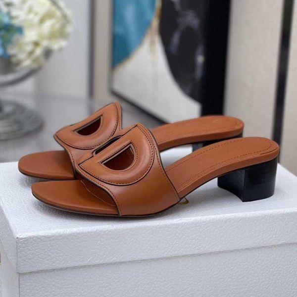 slippers 2021 summer shoes women luxury designer open toe flat mules glitter bling stud sandals slides 34-41 size, Black
slippers 2021 summer shoes women luxury designer open toe flat mules glitter bling stud sandals slides 34-41 size, Black