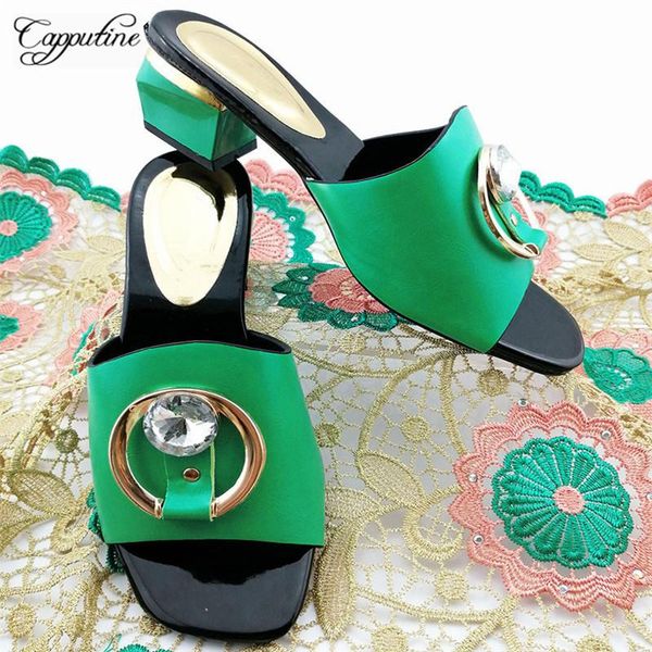 dress shoes capputine african fashion woman pu leather nigerian summer high heels and decorated with metal crystal for party, Black 
dress shoes capputine african fashion woman pu leather nigerian summer high heels and decorated with metal crystal for party, Black