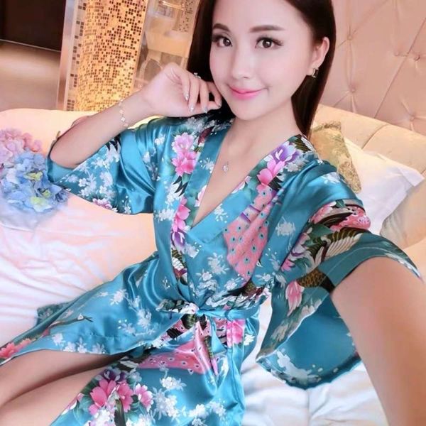 bathrobe women's kimono robe spring and autumn silk bathrobe character ice thin large size home clothes
bathrobe women's kimono robe spring and autumn silk bathrobe character ice thin large size home clothes