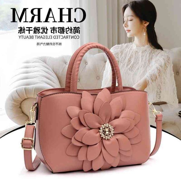 capacity and sweet 2021 fresh solid color fashion diana bag large flower handbag litchi pattern single shoulder messenger
capacity and sweet 2021 fresh solid color fashion diana bag large flower handbag litchi pattern single shoulder messenger