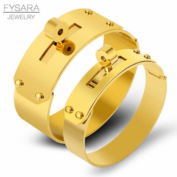 fysara 21mm/12mm big wide button bracelet & bangle for men women brand rock jewelry pulseiras stainless steel manchette q0717, Black
fysara 21mm/12mm big wide button bracelet & bangle for men women brand rock jewelry pulseiras stainless steel manchette q0717, Black