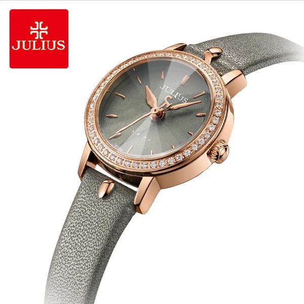 wristwatches julius woman retro crystal leather waterproof quartz luxury dress watch female multi faceted cutting table mirror, Slivery;brown
wristwatches julius woman retro crystal leather waterproof quartz luxury dress watch female multi faceted cutting table mirror, Slivery;brown