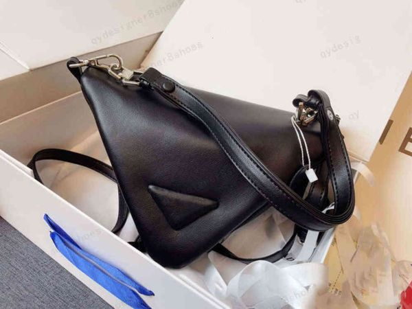 with box designer women's imported calfskin four-color triangle handbag size 24*16*13
with box designer women's imported calfskin four-color triangle handbag size 24*16*13