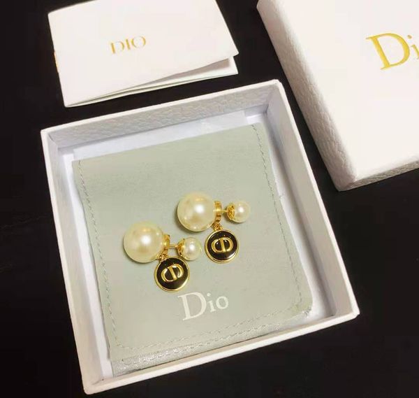 design jewelry earrings new letters pearl ear studs brass tiktok, vibrato, same kind female studs., Golden
design jewelry earrings new letters pearl ear studs brass tiktok, vibrato, same kind female studs., Golden