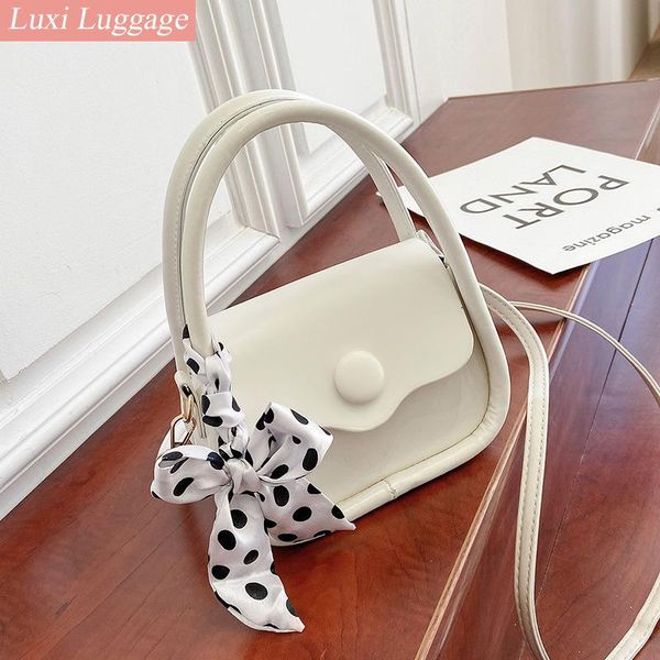 evening bags western style shoulder handbags 2021 trend fashion messenger bag women's silk scarf portable small square
evening bags western style shoulder handbags 2021 trend fashion messenger bag women's silk scarf portable small square