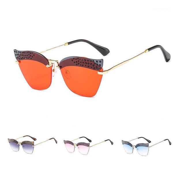 fashion retro frameless cat eye diamond sunglasses for women design outdoor sports driving rhinestone ladies sun glasses, White;black
fashion retro frameless cat eye diamond sunglasses for women design outdoor sports driving rhinestone ladies sun glasses, White;black