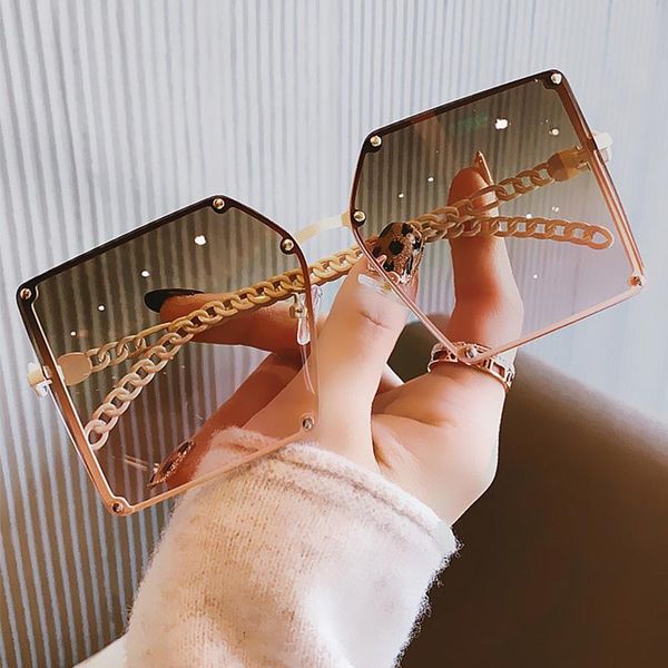 sunglasses women's metal chain leg european and american fashion big square rim frameless glasses, White;black
sunglasses women's metal chain leg european and american fashion big square rim frameless glasses, White;black