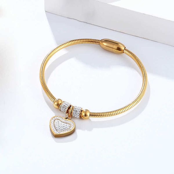 beautiful full zircon heart bracelet bangle stainless steel gold color jewelry for women love bangle wedding gift q0719, Black
beautiful full zircon heart bracelet bangle stainless steel gold color jewelry for women love bangle wedding gift q0719, Black