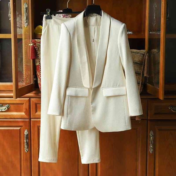 women's two piece pants high street est designer fashion suit set embossed shawl collar single button blazer ba40, White
women's two piece pants high street est designer fashion suit set embossed shawl collar single button blazer ba40, White