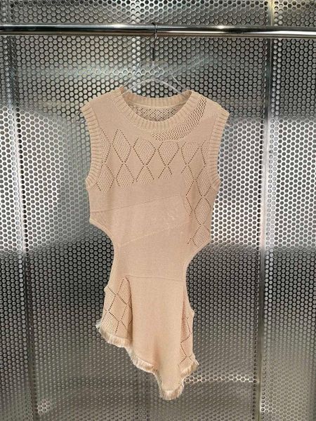women's t-shirt 2021 women fashion sleeveless round neck hollow knit 0415, White