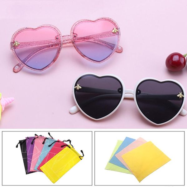 sunglasses heart kids children retro cute cartoon bee pink sun glasses frame girls boys baby eyeglasses fashion trends 2021, White;black
sunglasses heart kids children retro cute cartoon bee pink sun glasses frame girls boys baby eyeglasses fashion trends 2021, White;black