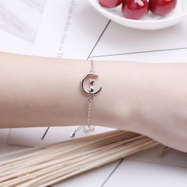 korea original design cute cat moon bracelet lady creative fashion student couple wild hand jewelry charm bracelets, Golden;silver
korea original design cute cat moon bracelet lady creative fashion student couple wild hand jewelry charm bracelets, Golden;silver