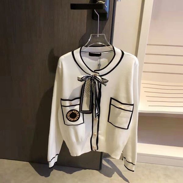 designer fashion women's knitted cardigan sweater with wheat badge and silk scarfuzqm, White;black
designer fashion women's knitted cardigan sweater with wheat badge and silk scarfuzqm, White;black
