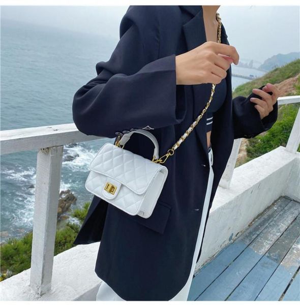diamond check bag female europe and america summer 2021 fashion portable small square menger
diamond check bag female europe and america summer 2021 fashion portable small square menger