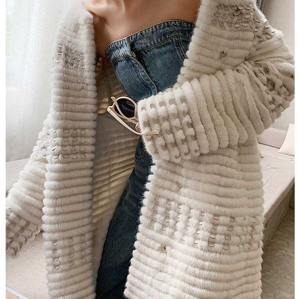 hdhohr knitted mink fur coats fashion natural jackets sequin decoration winter female parkers 211220, Black
hdhohr knitted mink fur coats fashion natural jackets sequin decoration winter female parkers 211220, Black