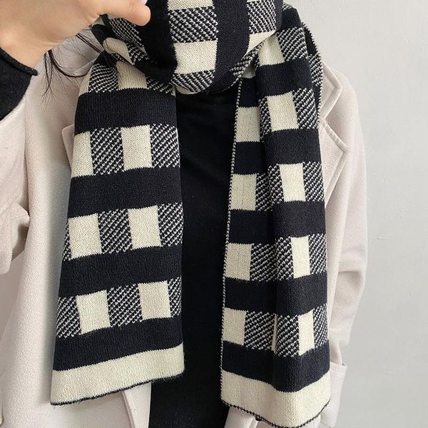 scarves 2021korean autumn and winter knitted cashmere like women's scarf plaid color thickened for warmth cold proof shawl, Blue;gray
scarves 2021korean autumn and winter knitted cashmere like women's scarf plaid color thickened for warmth cold proof shawl, Blue;gray