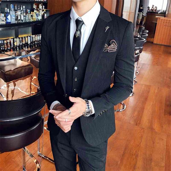 business three piece korean handsome casual slim suit coat men's bridegroom's wedding dress, White;black
business three piece korean handsome casual slim suit coat men's bridegroom's wedding dress, White;black