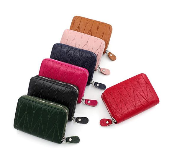european retro style rfid prevent fraud money clips female first layer leather organ rose v pattern zipper id -card bank card holder small w, Black
european retro style rfid prevent fraud money clips female first layer leather organ rose v pattern zipper id -card bank card holder small w, Black
