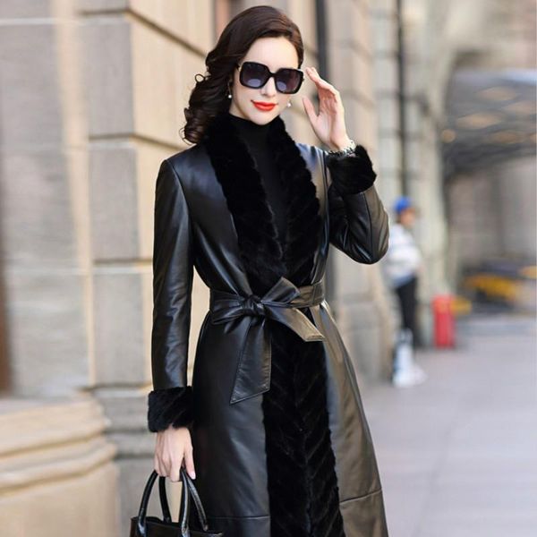 women's leather & faux women sheepskin genuine jacket collar winter duck down coat jaqueta de couro bt29h02 yy840, Black
women's leather & faux women sheepskin genuine jacket collar winter duck down coat jaqueta de couro bt29h02 yy840, Black