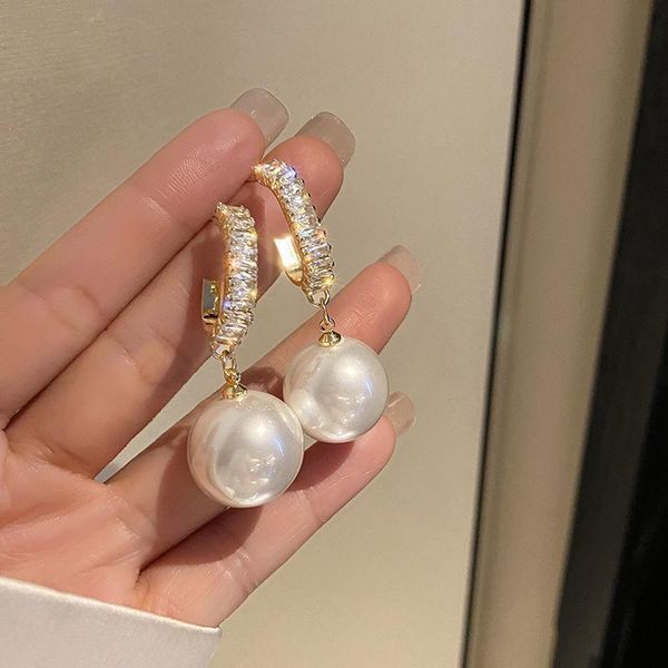 hoop & huggie yaologe 2021 gold color crystal earrings big pearl round circle for women gift fashion party jewelry brincos, Golden;silver
hoop & huggie yaologe 2021 gold color crystal earrings big pearl round circle for women gift fashion party jewelry brincos, Golden;silver