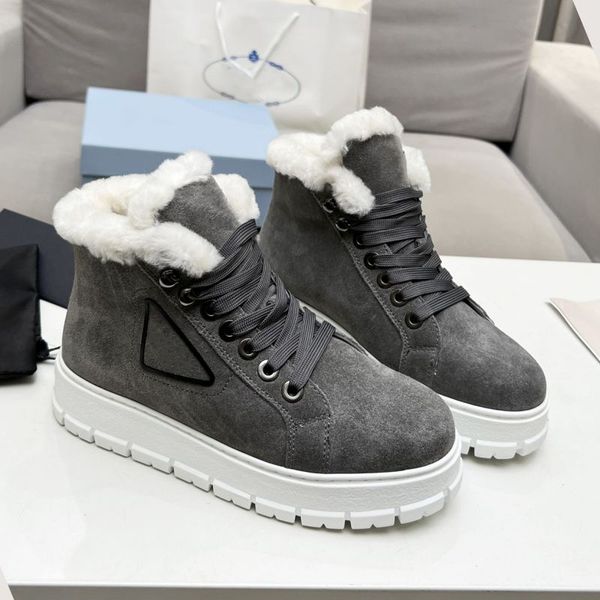 luxurty designer wool boots sneakers rubber sole shoes suede lace up boot detachable sheepskin coat insole sneaker, Black
luxurty designer wool boots sneakers rubber sole shoes suede lace up boot detachable sheepskin coat insole sneaker, Black