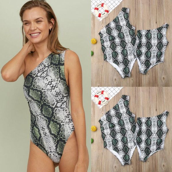 mom daughter family match one-piece bikini 2021 one shoulder snakeskin print swimsuit beachwear swimwear bathing suit suits
mom daughter family match one-piece bikini 2021 one shoulder snakeskin print swimsuit beachwear swimwear bathing suit suits