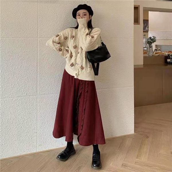 spring summer autumn fashion leisure women skirt wine red pompous corduroy korean a line, Black
spring summer autumn fashion leisure women skirt wine red pompous corduroy korean a line, Black