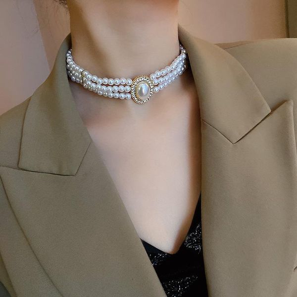 chokers multi layered imitation pearl choker necklace for women luxury crystal short collar clavicle necklaces fashion jewelry, Golden;silver
chokers multi layered imitation pearl choker necklace for women luxury crystal short collar clavicle necklaces fashion jewelry, Golden;silver