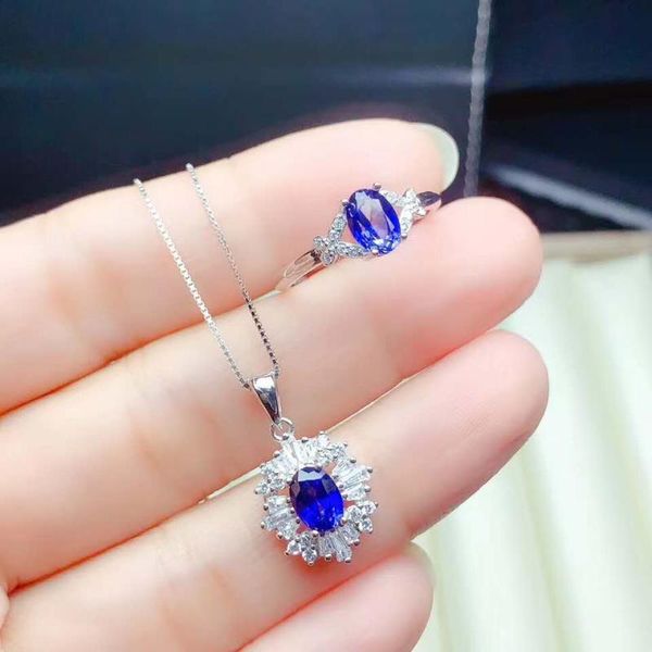 silver jewelry set natural sapphire pendant ring sets women bracelet, earrings & necklace, Black
silver jewelry set natural sapphire pendant ring sets women bracelet, earrings & necklace, Black